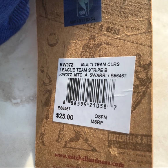 ⭐️3 for $20 Sale‼️ NBA Logo Beanie NWT - Picture 4 of 6